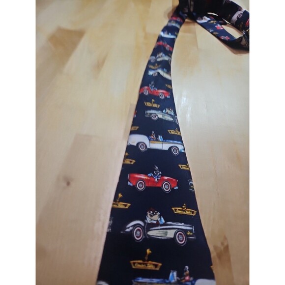 Looney Tunes 1999 Bugs Bunny Daffy Duck Taz Classic Cars Tie Warner Bros Studio - Picture 6 of 10